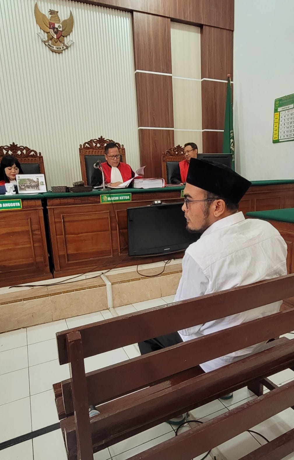 Foto; sidang penggelapan