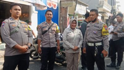 Foto;hadir di pasar murah Wonokusumo
