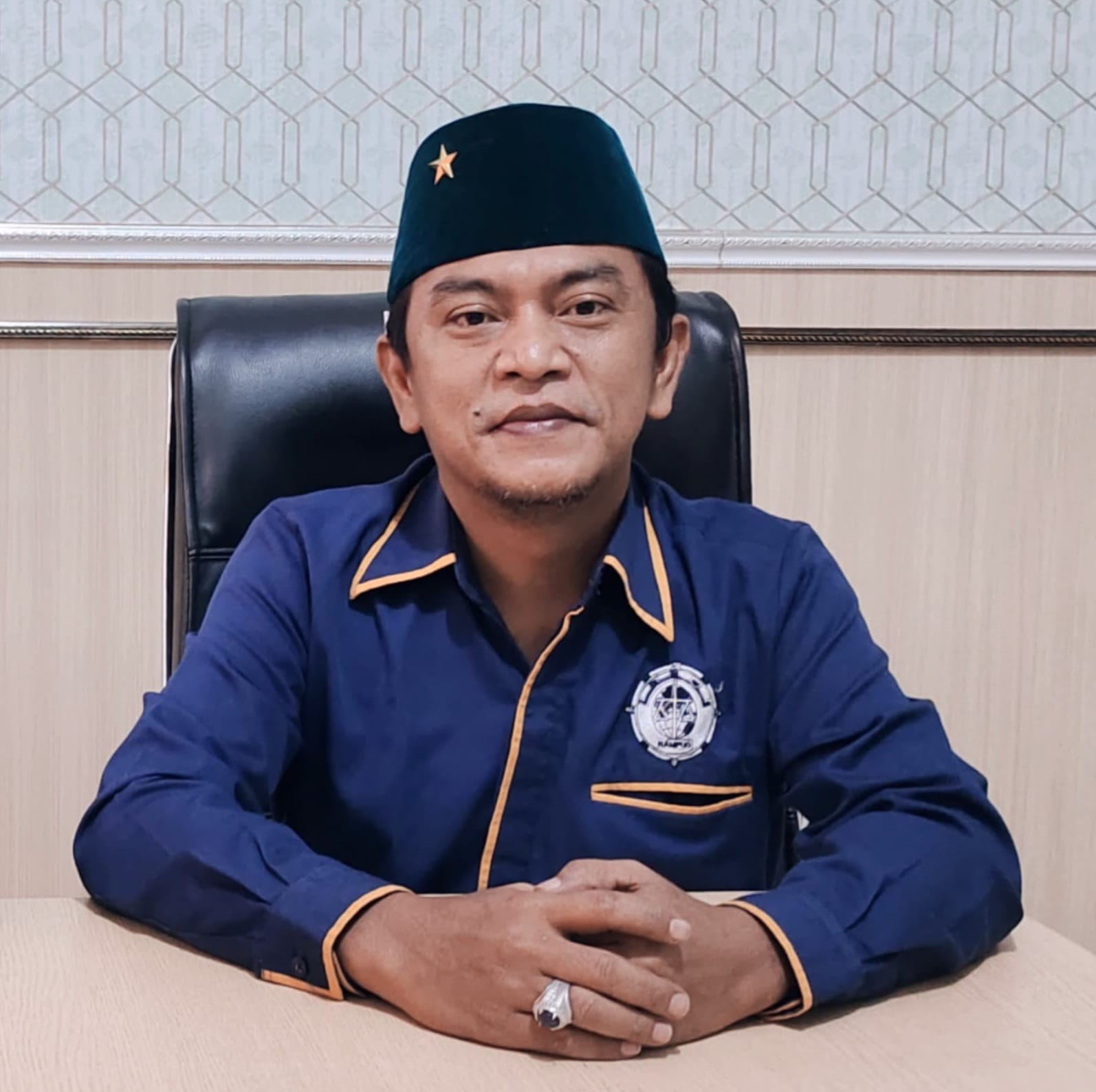 Foto; desakan ketua kampud