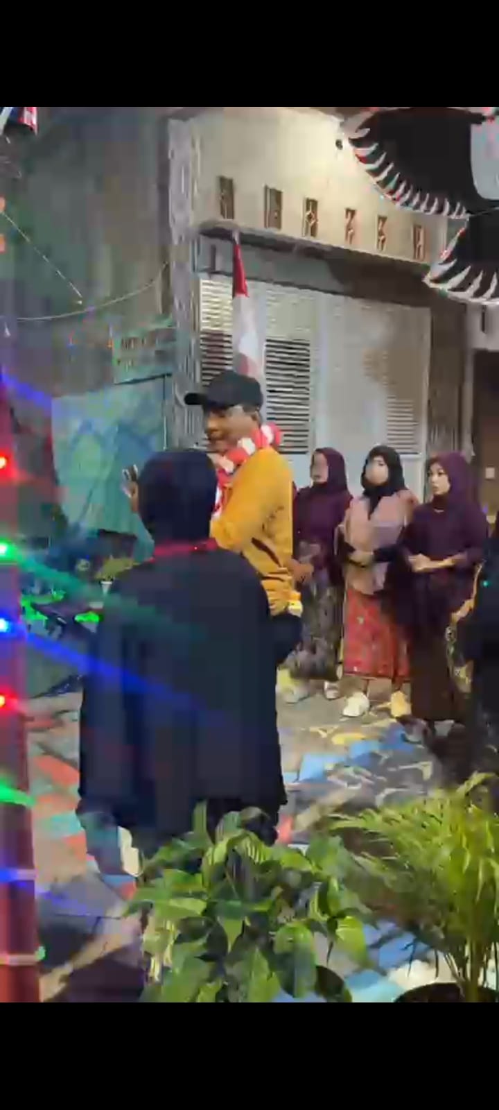 Foto sambutan bapak RW