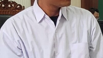 Foto; pengecer barang haram