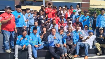 Foto: di depan polda Jatim bersama IPPAMA