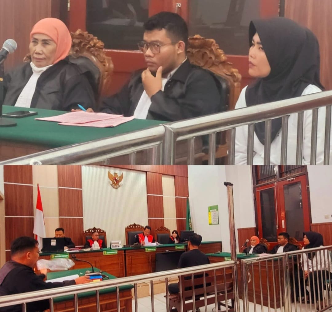 Foto: sidang di dampingi pengacara
