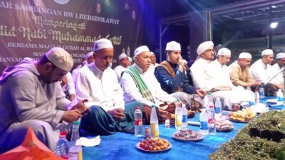 Manyar Sabrangan Peringati Maulid Nabi SAW  Bersholawat Bersama Majelis Gubah Al Habsyi