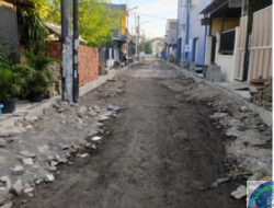 Proyek U-Ditch & Paving di Wonorejo: Saluran Air atau Saluran Sabar?