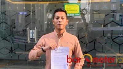 Foto; follow the money