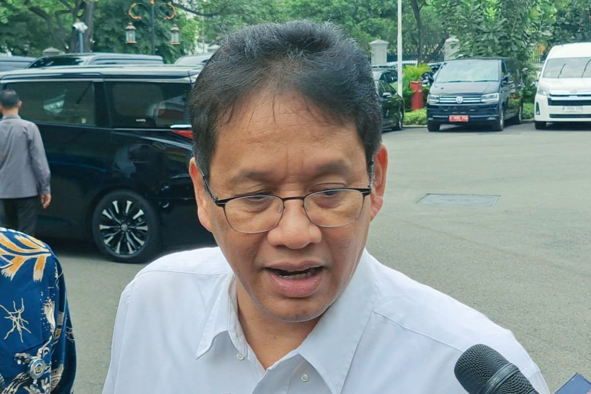 Menteri Keuangan Purbaya Yudhi Sadewa memberikan keterangan pers terkait kebijakan pemotongan anggaran program Makan Bergizi Gratis