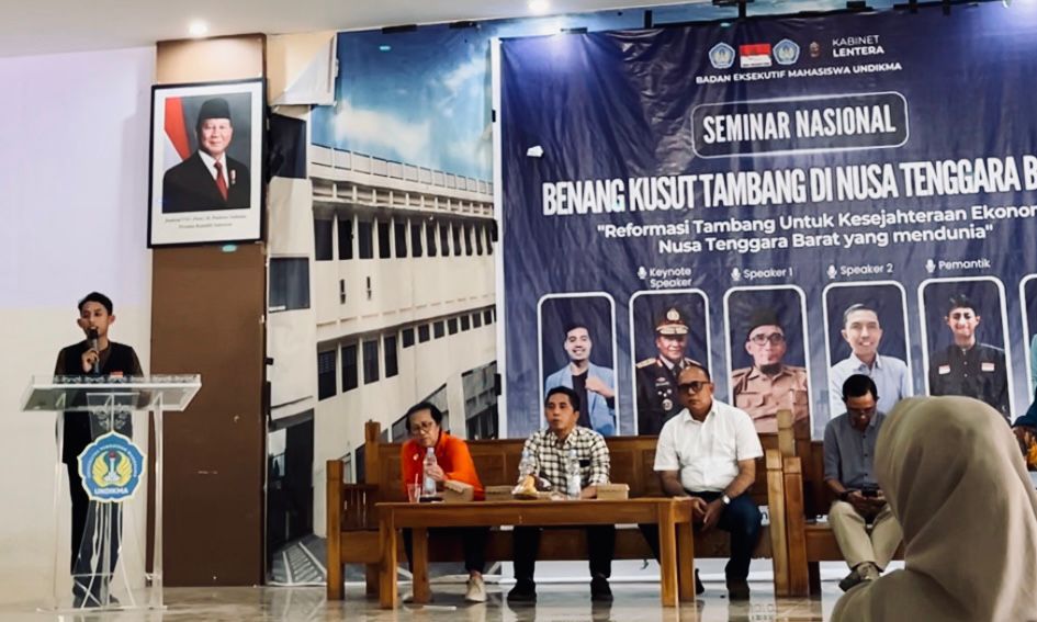 Foto;membahas penegak hukum dan lingkungan