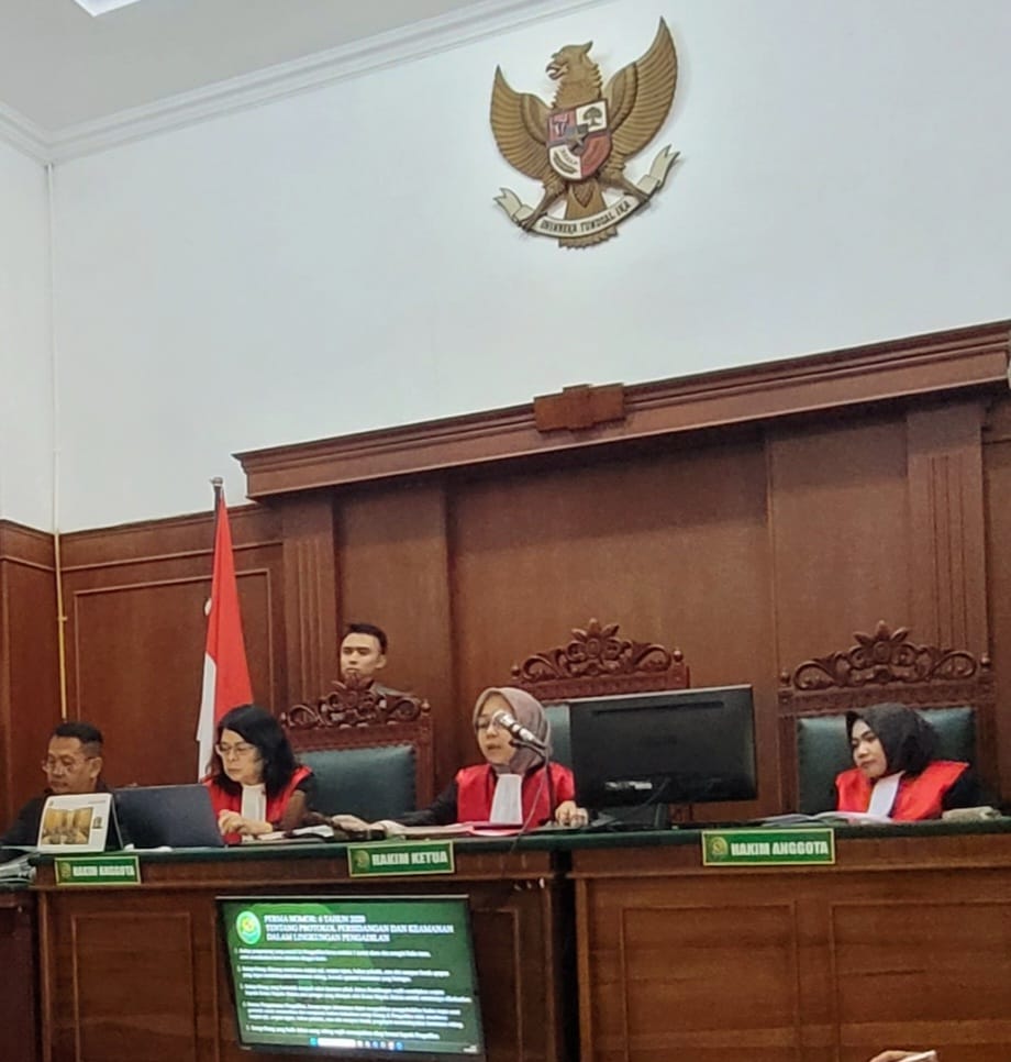 Foto; sidang agenda pembacaan tuntutan tertunda
