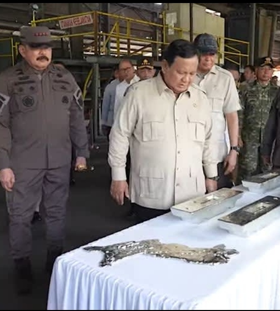 Presiden Prabowo Subianto dalam acara penyerahan aset sitaan kasus korupsi timah di Pangkalpinang.