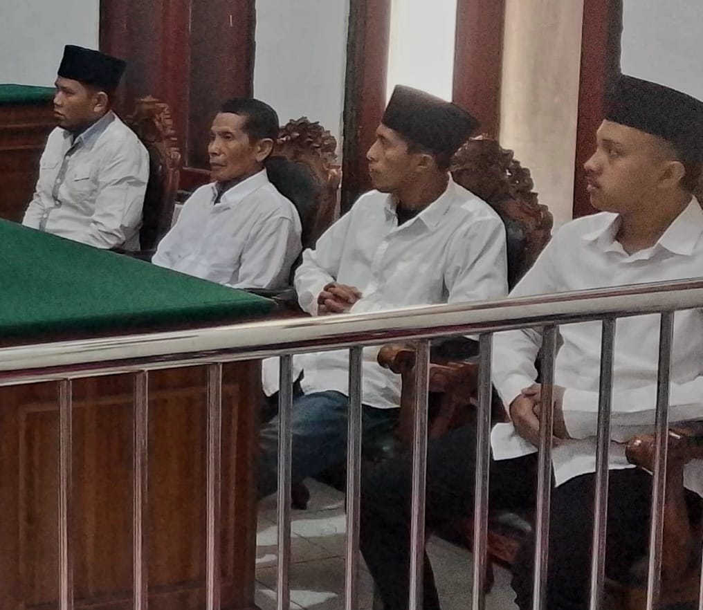 Foto! Agenda sidang
