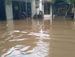Banjir Merendam Permukiman di Dua Lokasi Terpisah di Pasuruan Ratusan KK Terdampak