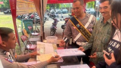 Samsat Kota Pasuruan Terjunkan ‘Duta Pelayanan’, Wajib Pajak Dipandu Mulai Pemberkasan hingga Selesai