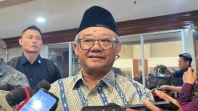 Mendikdasmen Dorong “PR” Resensi Buku untuk Asah Nalar Kritis, Akademisi Ingatkan Tantangan Disparitas Fasilitas dan Beban Guru