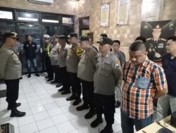 Polsek Semampir Gelar Apel Siaga Pengamanan Perayaan Malam Natal
