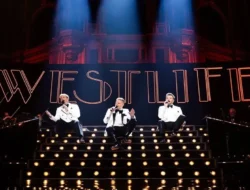 Westlife Buka Rangkaian Tur Indonesia di Surabaya