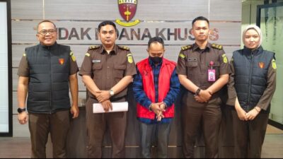 KEJATI JATIM TETAPKAN TERSANGKA BARU KORUPSI BSPS SUMENEP AHS TENAGA AHLI DPR RI 2019–2024 DITAHAN