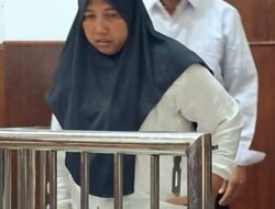 NGOPLOS BERAS MENIRAN DIJUAL PREMIUM PASUTRI PEMILIK TOKO ANJAYA DIHUKUM 16 BULAN BUI