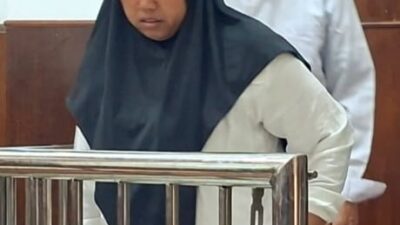 NGOPLOS BERAS MENIRAN DIJUAL PREMIUM PASUTRI PEMILIK TOKO ANJAYA DIHUKUM 16 BULAN BUI