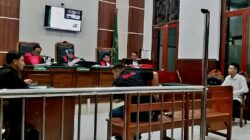SOPIR PRIBADI CURI SEPATU MEWAH MAJIKAN RUGIKAN CAPAI Rp 40 JUTA I WAYAN YOGI ARTHA DITUNTUT 6 BULAN PENJARA
