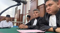 182 KLIP SABU 61,93 GRAM DISITA DUA OPERATOR LAPANGAN JARINGAN SEMAMPIR M. JEPPAR DAN ABDUL FATAH DIHUKUM 7 TAHUN 6 BULAN BUI DENDA Rp.1 MILIAR 