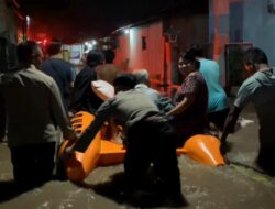 Gerak Cepat Polres Probolinggo Bantu Evakuasi Warga Terdampak Banjir