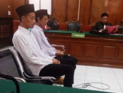 KURIR SABU 40,8 KILO JARINGAN INTERNASIONAL SUHARTONO DAN DEDI SETYAWAN DIVONIS PENJARA SEUMUR HIDUP