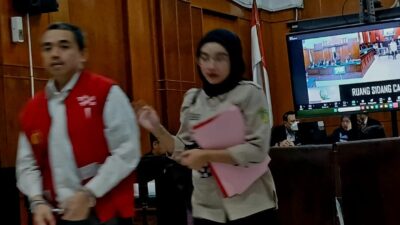 PO FIKTIF KEMASAN PRODUK KARYAWAN PERUSAHAAN DIDAKWA GELAPKAN Rp.456 JUTA ABRAHAM SANTOSO KINI BABLAS BUI