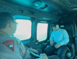Cek Kesiapan Arus Mudik Pelabuhan Merak, Kapolri, Panglima hingga Menko PMK Patroli Naik Heli