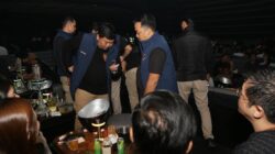 Polda Jatim Razia THM Surabaya 106 Pengunjung Dites Urine Hasilnya Seluruhnya Negatif