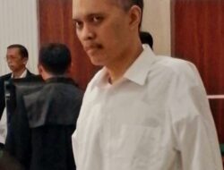 NGAKU DRIVER OJOL BENEDICTUS DONI SARJANA HUKUM GASAK BARANG PENUMPANG DIHUKUM 8 BULAN BUI