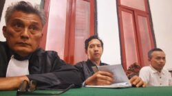 BELI SABU DARI MADURA EDARKAN SISTEM COD DI SURABAYA AGUNG WAWAN ALS PESEK DIDAKWA JUAL BELI SABU 79 GRAM HAKIM SOROTI JANGGALNYA BARANG BUKTI