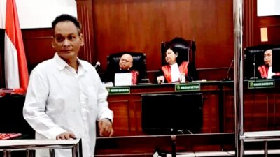 POTONG PAGAR MAKAM KEMBANG KUNING ABD WAKI DIHUKUM 18 BULAN BUI