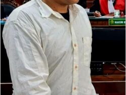 KURIR SABU 70 GRAM JARINGAN JOKO TINGKIR DITUNTUT 10 TAHUN BUI DENDA Rp.1 MILIAR ADRIAN FATHUR AKU PECAH PAKET SIAPKAN RANJAU DAN KASIH MAKAN KUDA GRATIS NYABU