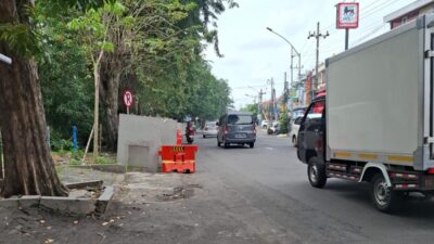 PROYEK PEMBANGUNAN SALURAN AIR BOX CULVERT DI JALAN MARGOREJO SISI UTARA DAN MARGOREJO SISI SELATAN MEMAKAN KORBAN
