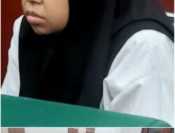 SIDANG PERUSAKAN RUMAH DINAS BEA CUKAI MURNITA DIADILI SAKSI A DE CHARGE RUMAH ASEMROWO KALI DIBELI DARI YAYASAN KINI BERDIRI GUDANG HAKIM PERTIMBANGKAN PEMERIKSAAN SETEMPAT (PS)