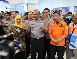 Kapolda Jatim Sampaikan Duka atas Kecelakaan Kapal Laut di Perairan Sumenep, Pencarian Korban Hilang Terus Dilakukan