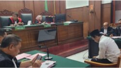 Dugaan Kuat Beli 1 Gram Sabu : Terdakwa Mengaku Memperoleh Keuntungan 200, Saat Sidang di Tuntut 6 Tahun Penjara. Denda 400 Juta