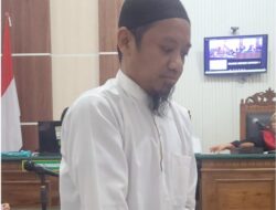 TAKMIR MASJID PAKAI PO FIKTIF TIPU INVESTOR Rp. 238 JUTA. INDRO PRAYITNO DIVONIS 2 TAHUN PENJARA