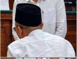 TERDAKWA AKUI PUKUL LOUIS, SENGEK BANTAH IKUT MEMUKUL  KORBAN TETAP BERDIRI DAN BERAKTIVITAS NORMAL KUASA HUKUM SEBUT PERKELAHIAN BUKAN PENGEROYOKAN