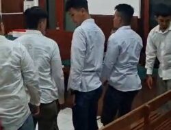 Lima Terdakwa Pengeroyokan Siswa Pelayaran Dituntut 15 Bulan Belum Ditahan   Ayah Korban Kecewa Desak Terdakwa Segera Ditahan